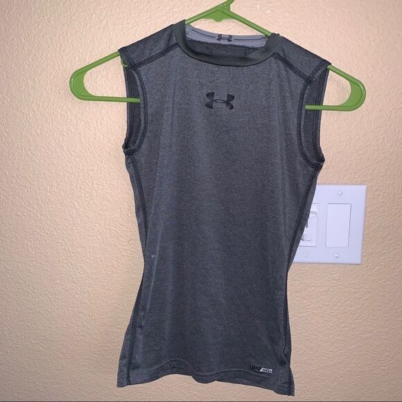 Youth Small Under Armour Gray-Black Sleeveless - Picture 3 of 5
